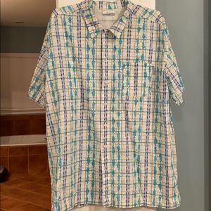 Columbia fishing style shirt